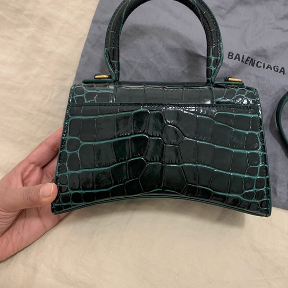 Hourglass handbag crocodile embossed - Picture 6 of 6